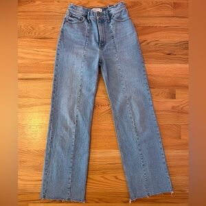 Abercrombie & Fitch 90s Relaxed Jeans | High Rise Light Wash Raw Hem (Size 25)